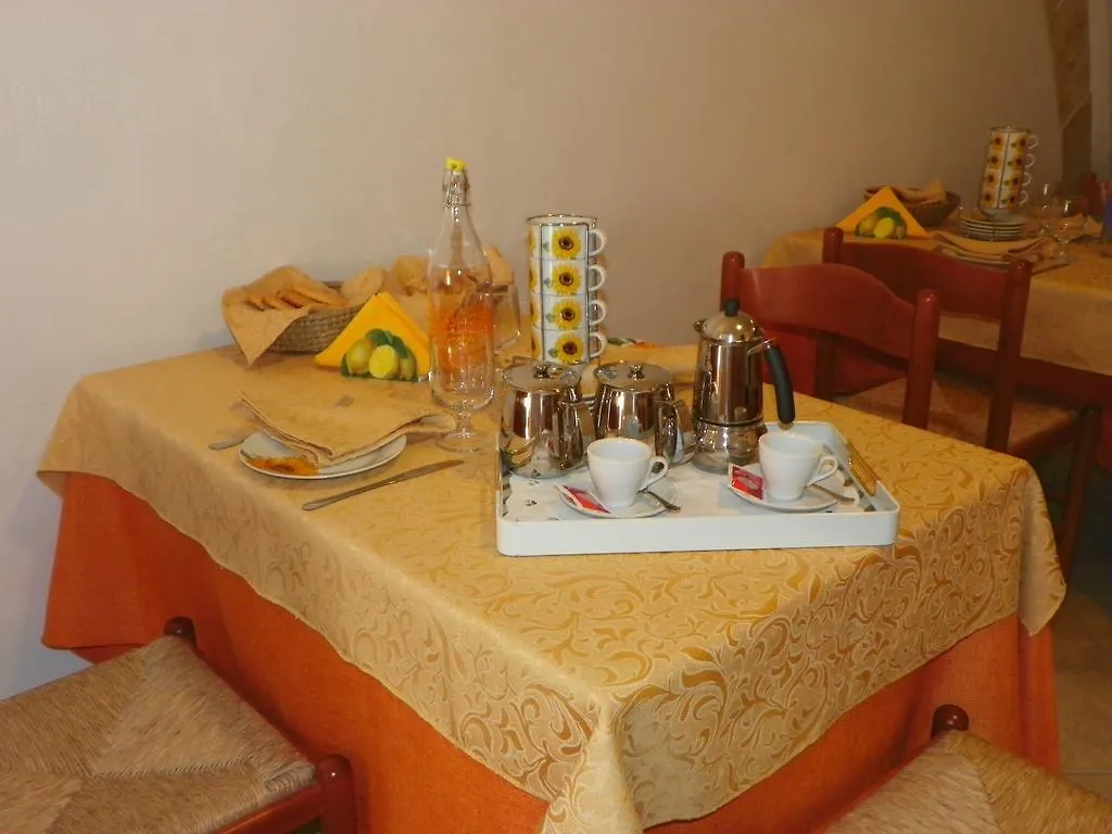 Cloris Guest House Noto 3*,